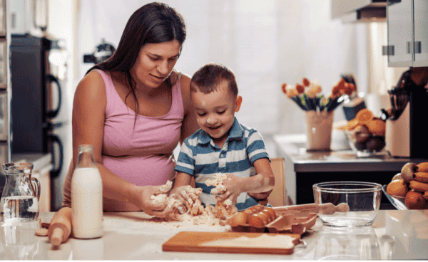 cooking-mum-and-child-600x368.png