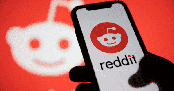 O que é o Reddit e é seguro para adolescentes usarem?